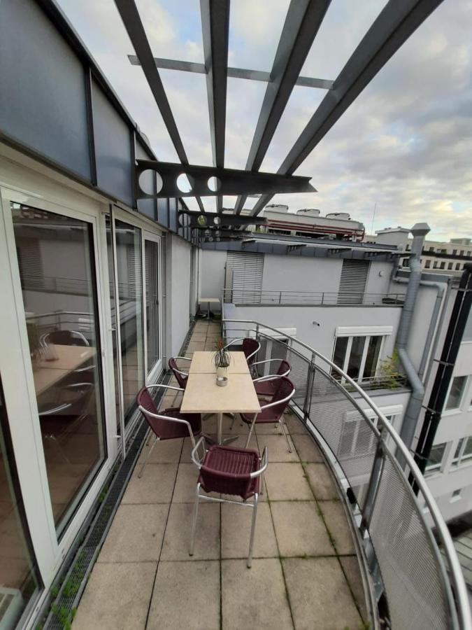 Sophies Apartment Stuttgart Bagian luar foto